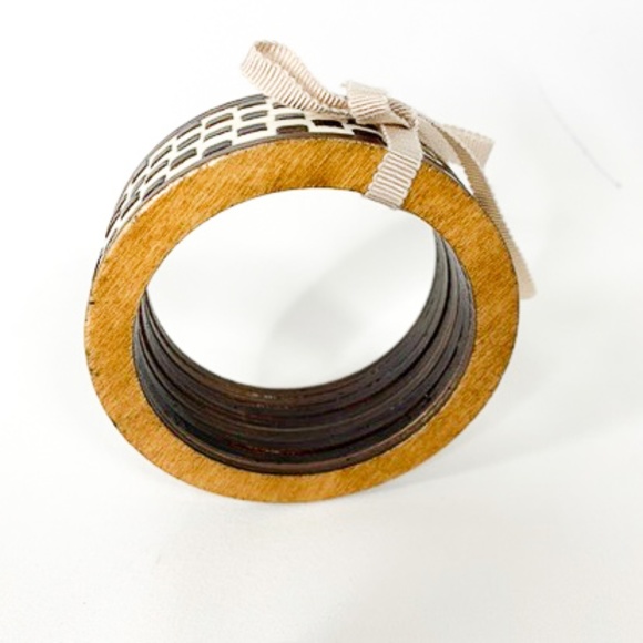 Wooden Black and White Checkered Bracelet NWT - Picture 2 of 2
